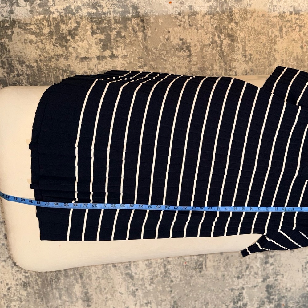SOLD STRIPED KNITTED MINI POLO DRESS - NAVY / STRIPED | COS - Picture 3 of 9